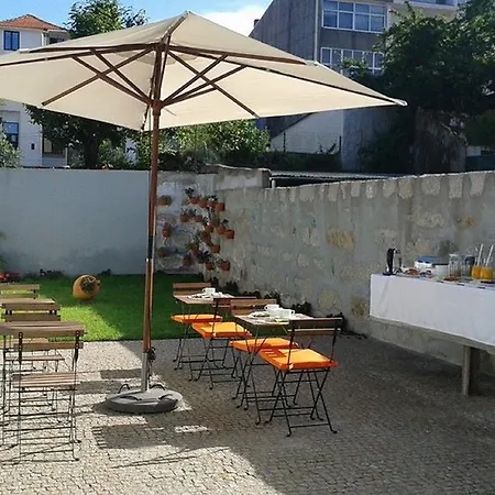 Comfort Charming Cedofeita 2* Porto