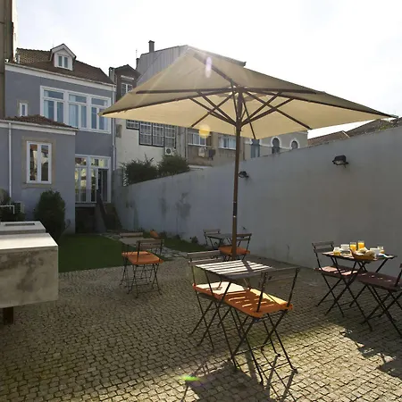 Comfort Charming Cedofeita Bed & Breakfast