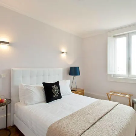 Comfort Charming Cedofeita 2* Porto